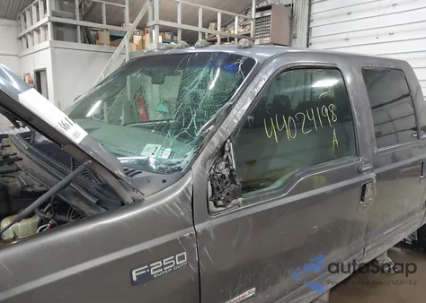 2004 Ford F-250 Lariat/Xl/Xlt from USA, damaged, VIN 1FTNW21P34EA58334